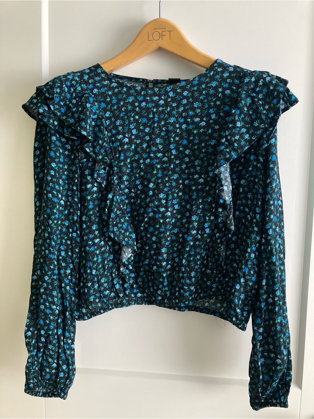 wild fable Black & Teal Floral Ruffle Long-Sleeve Blouse